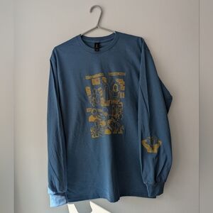 The Office Dinner Party Print LongSleeve Shirt Size Medium. Yellow On Indigo.